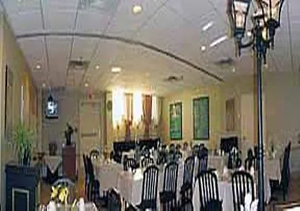 Comfort Suites Downtown 
